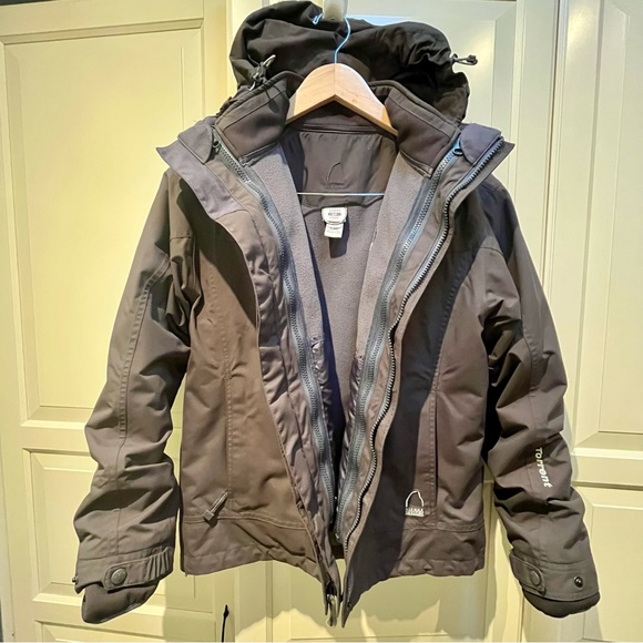 Sz M Sierra Designs Intrigue Torrent 2-in-1 Ski Jacket - Picture 15 of 15